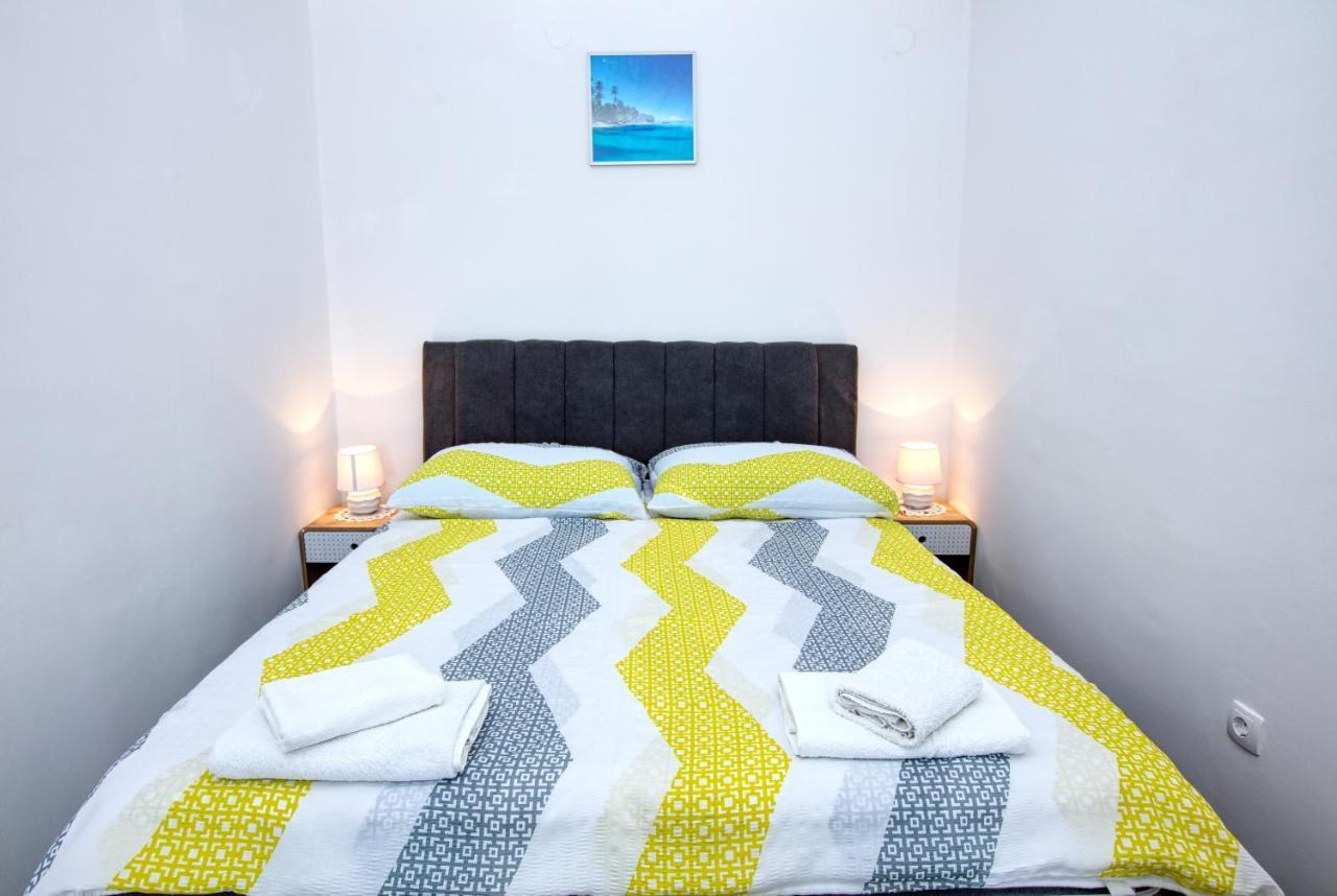 Apartment Tisno 5130C Zewnętrze zdjęcie