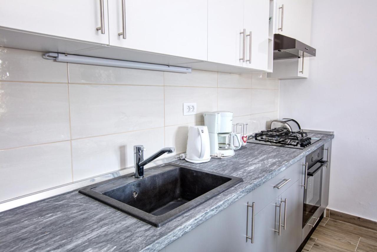 Apartment Tisno 5130C Zewnętrze zdjęcie